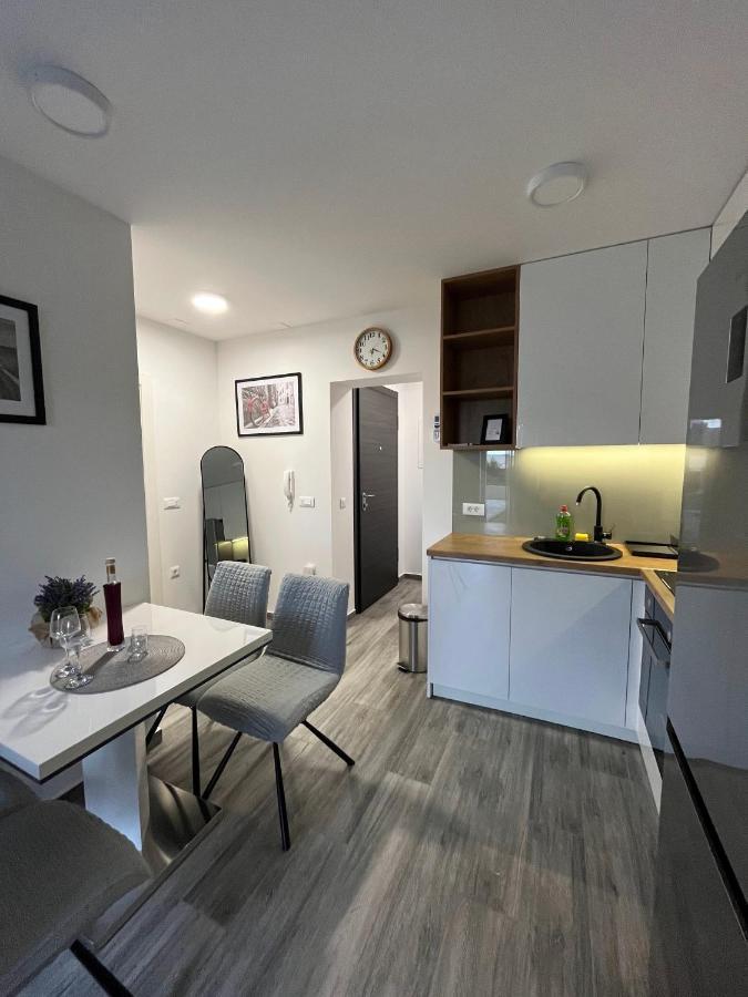 Ante'S Apartment Split Bagian luar foto