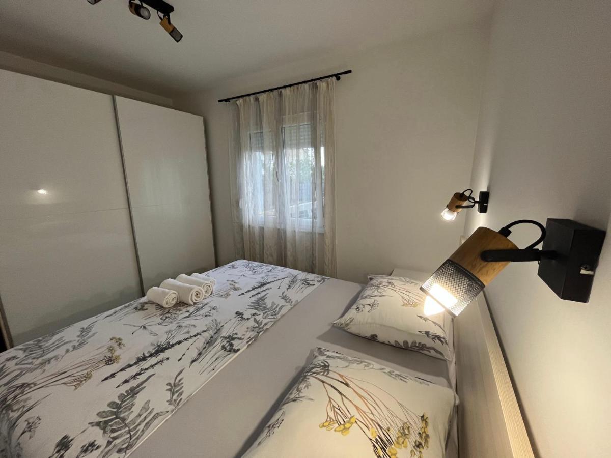 Ante'S Apartment Split Bagian luar foto